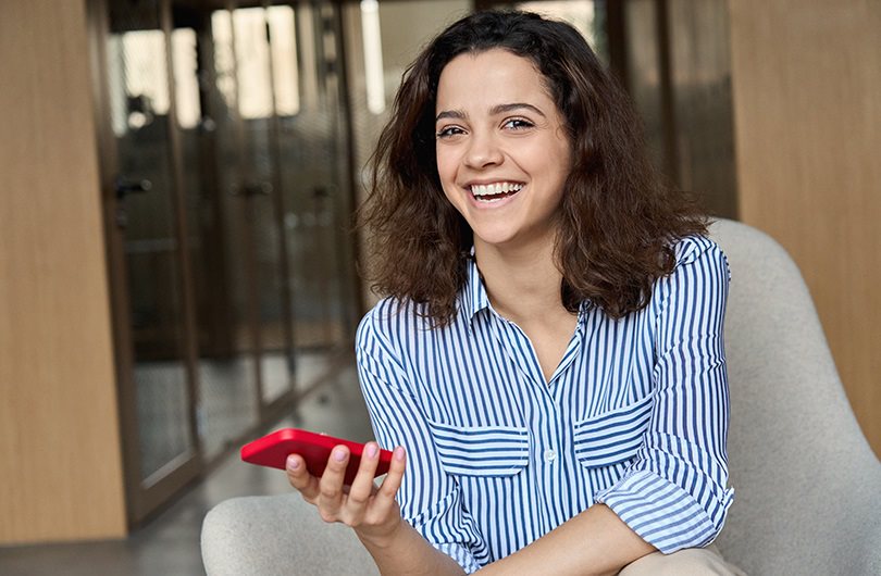 Are you unhappy with your smile? Our dentists can help correct imperfections, repair damage, and restore your teeth to their natural beauty. Our cosmetic dental services include fillings, teeth whitening and veneers. Cosmetic dentistry offers you the opportunity to make positive changes to your teeth and to your smile.